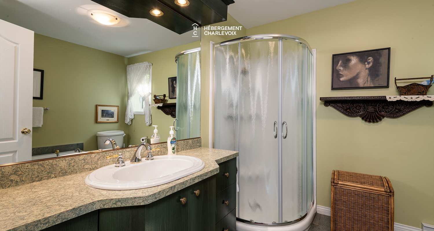 CEL-5 - Warm residence ideally located